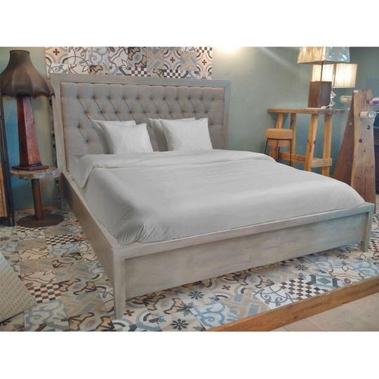 tuzott karpitos butor loft tomorfa agykeret vintage tomorfa karpitozas franciaagy agy haloszoba butor szurke provansz provence country szurke szovet egyedi asztalos gyartas tervezes enterior.jpg